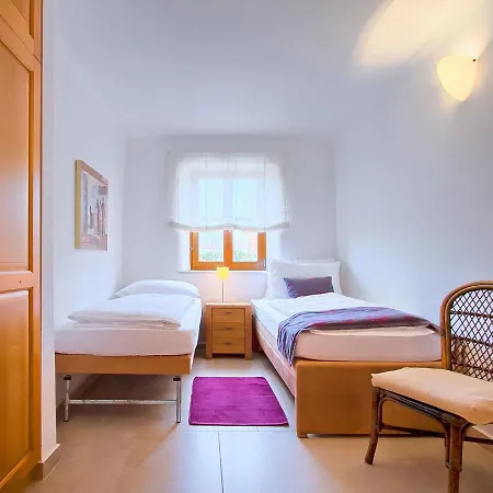 Holiday Bibali-5 *