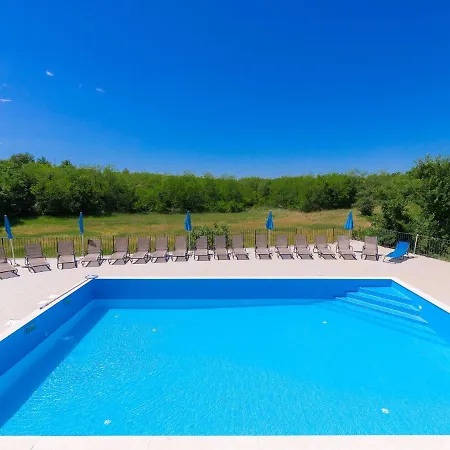 בית נופש Holiday Bibali-5 *